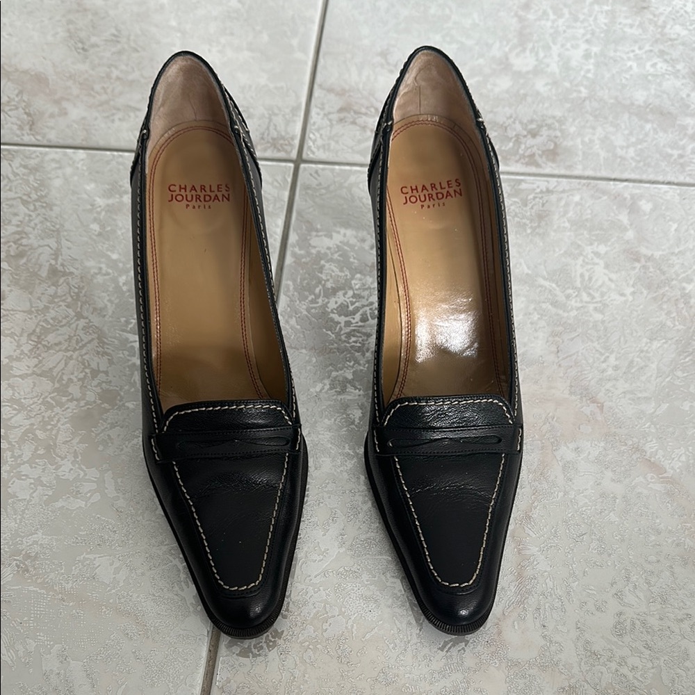 VINTAGE Charles Jourdan Women's Loafer Pumps